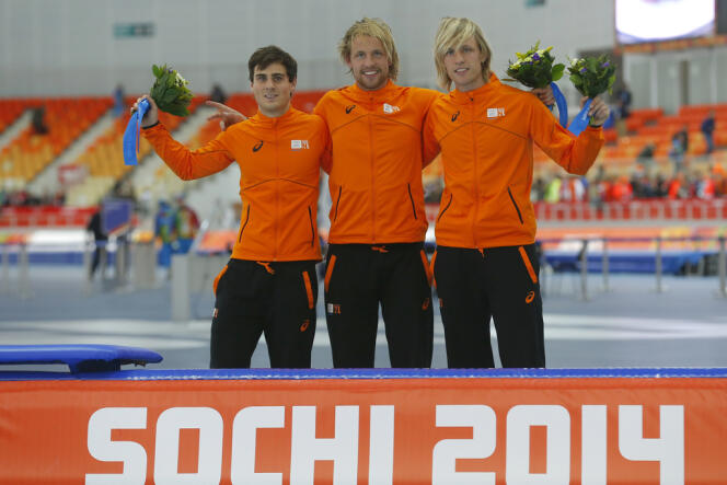 Jan Smeekens (2e), Michel Mulder (1er), Ronald Mulder (3e). Le podium 100 % néerlandais du 500 m en patinage de vitesse, le 10 février aux jeux olympiques de Sotchi.