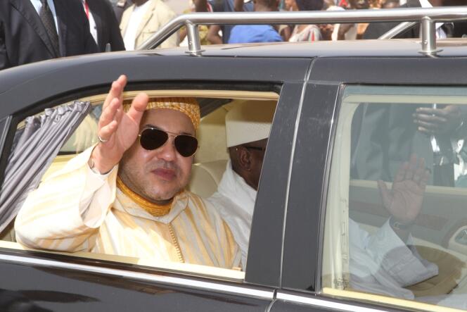 Le roi Mohammed VI, ici le 18 février 2014 lors d'une visite au Mali.