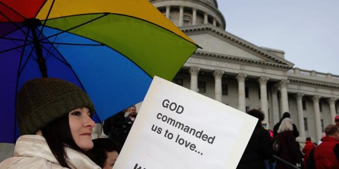 Manifestation en faveur du mariage gay le 28 janvier devant le capitole de l'Etat de l'Utah, à Salt Lake City. 