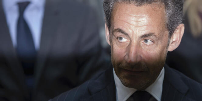 Nicolas Sarkozy entretient la rumeur de son retour en politique. 