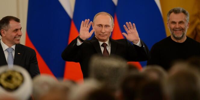 Le président russe, qui a signé le traité intégrant la Crimée à la Russie, accuse les Occidentaux de l'avoir « trompé » et d'avoir « franchi une ligne rouge ».