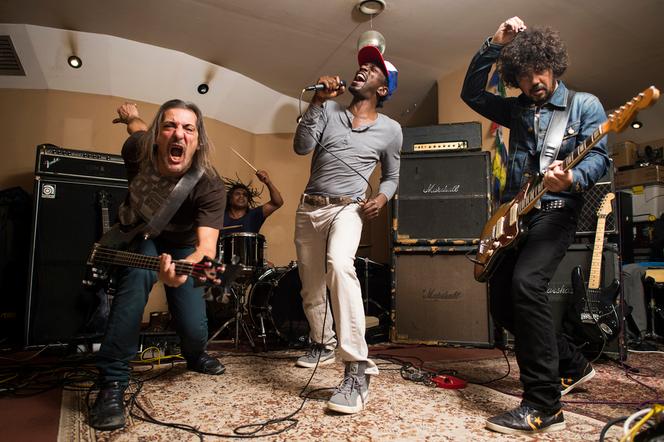 Prince Gothique Membre D Un Groupe De Rock Connu La Fédération Française de Fonck reprend du service