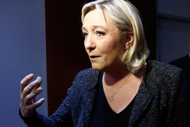 Marine Le Pen dans les locaux de France Télévisions, le 23 mars. 