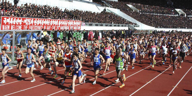 Départ du Marathon de Pyongyang, le 14 avril 2013.