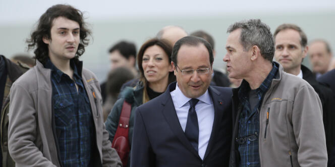 L'arrivée des ex-otages à Villacoublay, dimanche 20 avril.