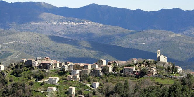Le village corse de Poggio-di-Venaco.