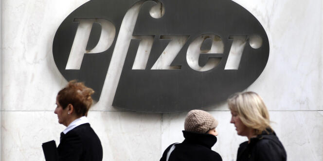 L'offre du laboratoire américain Pfizer sur son concurrent britannique AstraZeneca se révèle une opération à hauts risques politiques et diplomatiques.