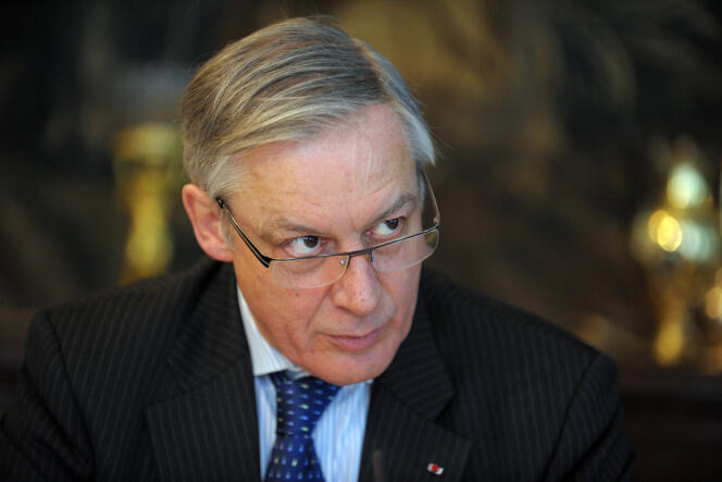 « Quand on dévie des engagements sur lesquels on s'est porté, on risque une perte de crédibilité», rappelle le gouverneur de la Banque de France.