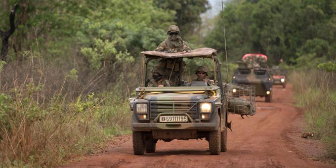 Colonne de véhicules française en Centrafrique, le 15 avril.