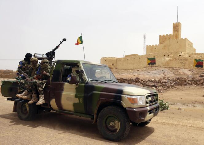 Un véhicule de l'armée malienne à Kidal, le 29 juillet 2013.