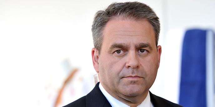 Xavier Bertrand President De La Region Hauts De France Quitte Definitivement Les Republicains