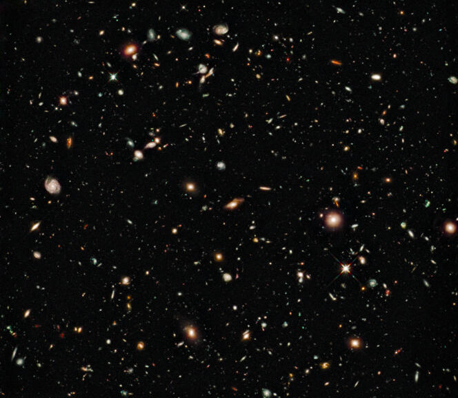 L'image issue du  « Hubble Ultra Deep Field »  en 2009.