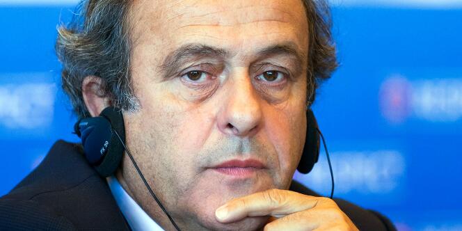 Michel Platini, président de l'UEFA, est contre la candidature de Sepp Blatter à la tête de la FIFA.