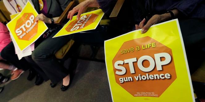 Obama appelle à un « examen de conscience » sur les armes à feu
