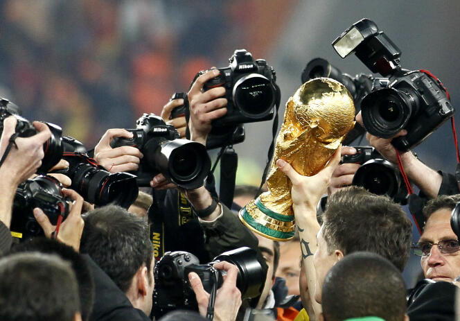 Le champion de la Coupe du monde remportera le trophée et un chèque de près de 26 millions d'euros. 