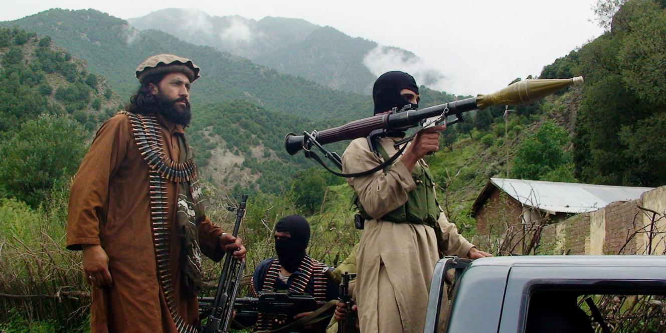 Pakistan : les talibans menacent le gouvernement et les ...