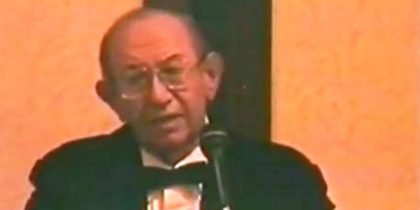 Daniel Keyes (19272014), auteur du bestseller « Des fleurs pour