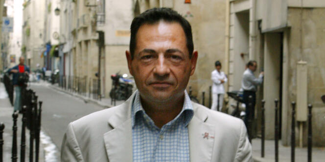 Jean-Luc Romero, président de l'association pour le droit à mourir dans la dignité, en 2005. 