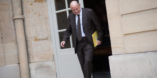 Jean-Marie Le Guen, secrétaire d’Etat aux relations avec le Parlement, le 30 mai, à Matignon. 