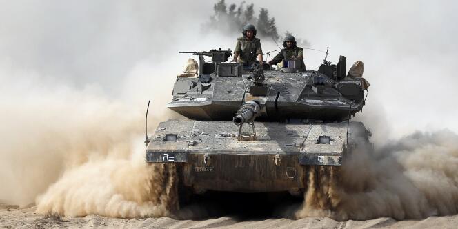 D'après la télévision publique, le cabinet de sécurité a donné son feu vert à l'armée pour « durcir les représailles contre le Hamas », avec notamment le déploiement de dizaines de chars près la frontière avec Gaza. 