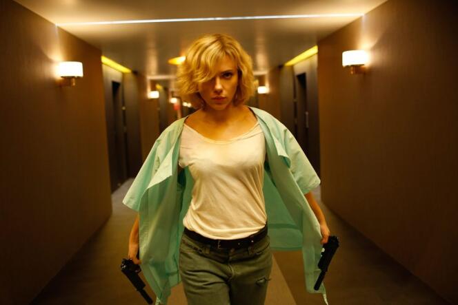 Scarlett Johansson dans le film français de Luc Besson, 