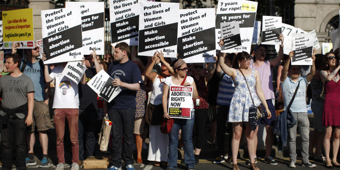 Des manifestants pro-avortement à Dublin en juillet 2013.