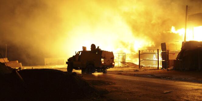 La bataille pour le contrôle de l'aéroport de Tripoli se poursuit en Libye. 