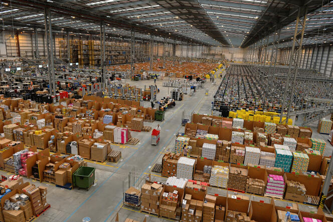 Entrepôt d'Amazon à Peterborough, au Royaume-Uni.