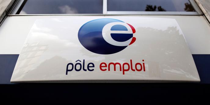 Chomage Rebsamen Demande Au Pole Emploi De Renforcer Les