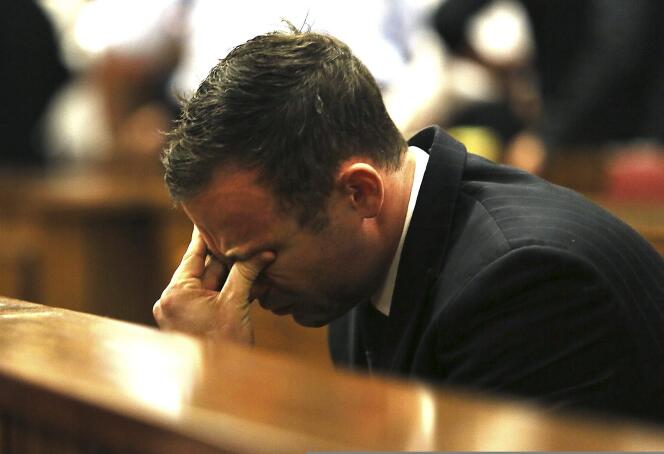 Oscar Pistorius le 12 septembre 2014 lors de son procès.