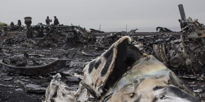 Des débris du Boeing MH17 sur le site du crash en Ukraine, le 9 septembre.