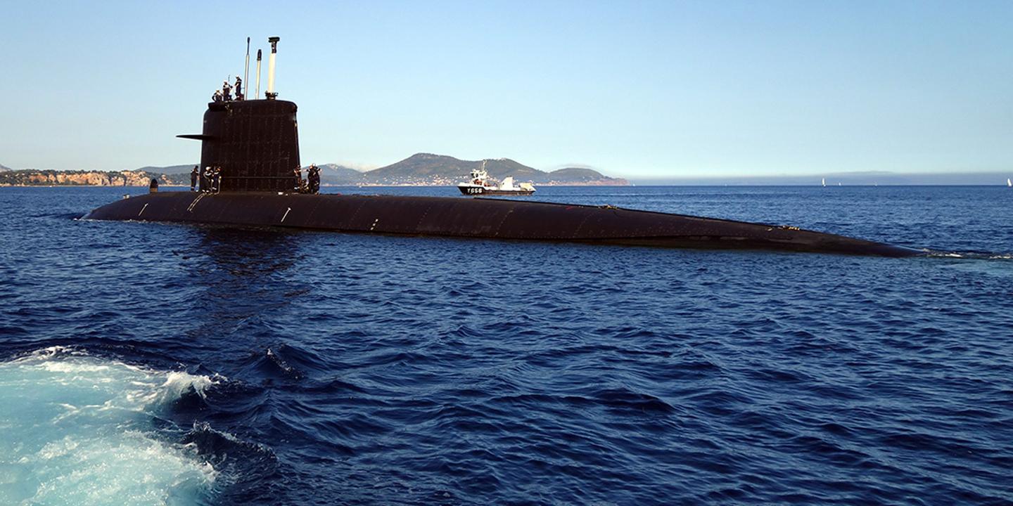 Un Mois Sous Les Mers