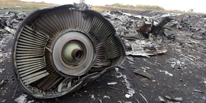 Le vol MH 17 s'est écrasé le 17 juillet dans l'est de l'Ukraine, où les combats entre forces loyalistes et séparatistes faisaient alors rage. 