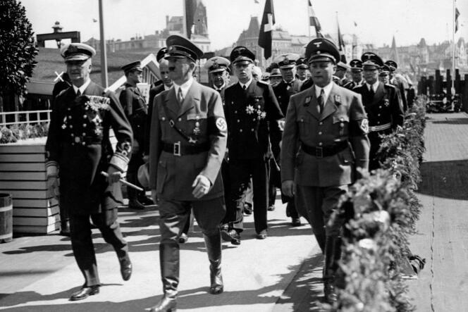 L’historienne Catherine Horel livre une alerte biographie de celui qui, à la tête de la Hongrie de 1920 à 1944, ne sut pas, finalement, protéger les juifs des nazis (photo: Horthy, à gauche, recevant Hitler à Budapest, en 1939).
