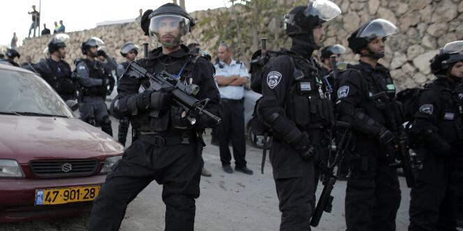 Les forces de l'ordre israéliennes lors d'une manifestation palestinienne à Jérusalem-Est, le 12 novembre.