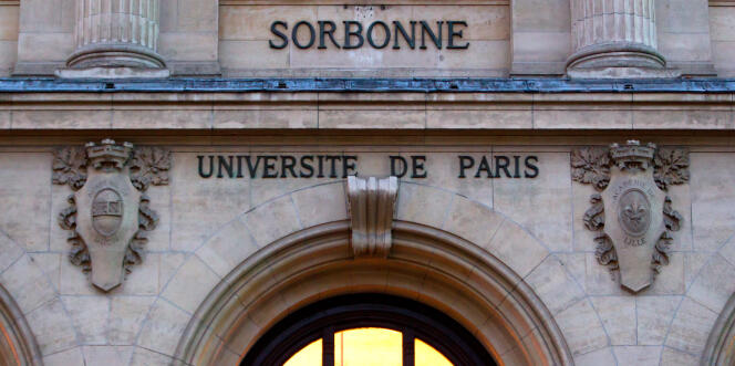 La façade de la Sorbonne, à Paris.