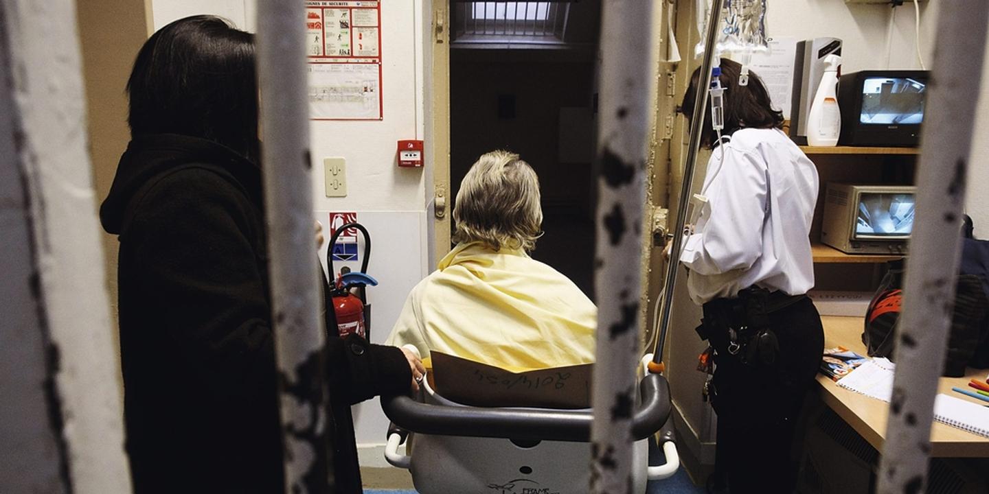 dans l unite medico judiciaire de l hotel dieu la prison a l hopital