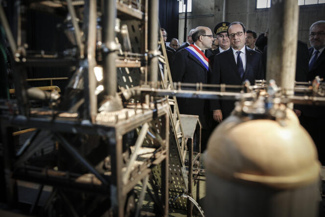 Pendant la visite de François Hollande à Uckange, le 24 novembre.