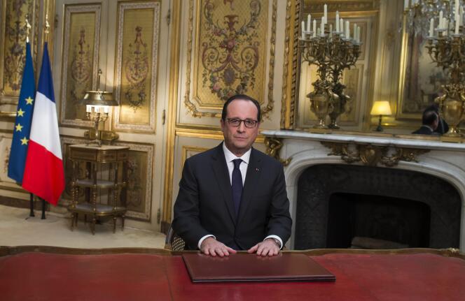 François Hollande, lors des voeux télévisés, à l'Elysée, le 31 décembre 2014.