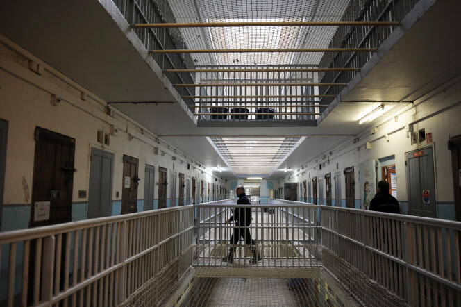 La prison des Baumettes, à Marseille, le 6 mars 2013, après le lancement d'un programme de rénovation. Le contrôleur général des prisons avait émis plus tôt un rapport décrivant des conditions de détention inhumaines.