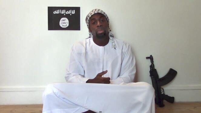 Capture d’écran de la vidéo, postée sur Internet le 11 janvier, dans laquelle Amedy Coulibaly évoque les attentats.