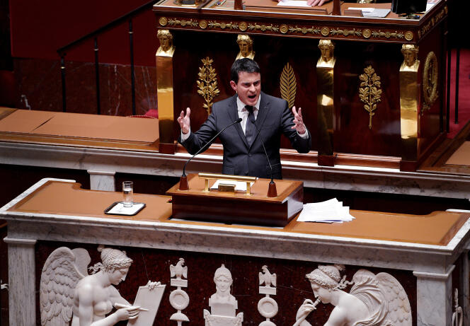 Manuel Valls, lors de son hommage aux victimes des attentats, à l’Assemblée nationale le 13 janvier.
