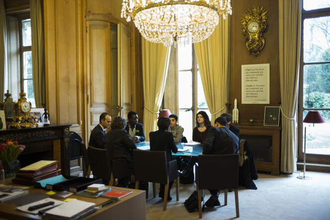 Les représentants des syndicats lycéens lors de leur rencontre avec Najat Vallaud-Belkacem, à Paris, le 12 janvier.