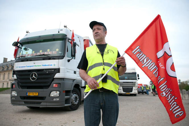 Grève des routiers, le 18 janvier, pour réclamer des augmentations de salaire.