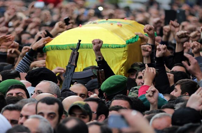 Les funérailles, à Beyrouth, lundi 19 janvier 2015, de Jihad Moughniyeh, cadre du Hezbollah tué par l'armée israélienne dimanche.