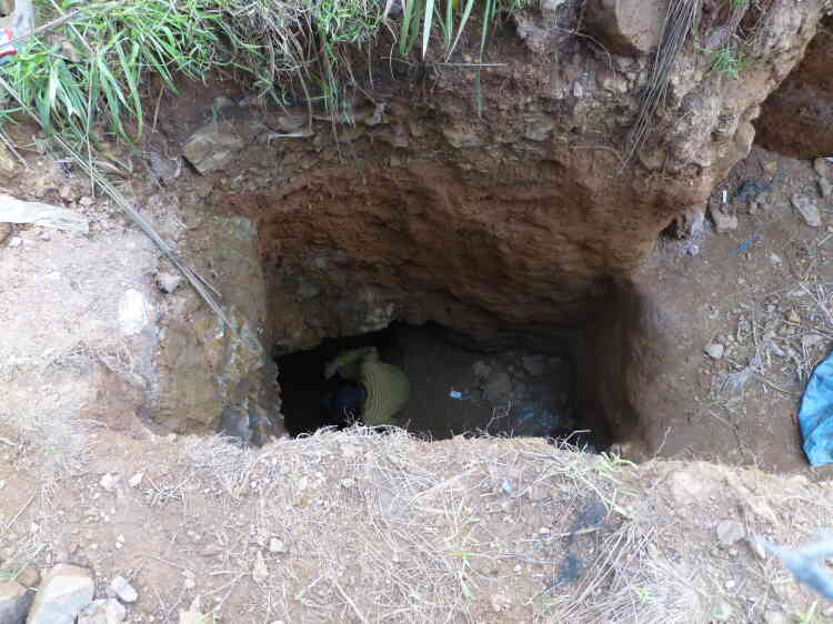 Un puits profond de 30 mètres.
