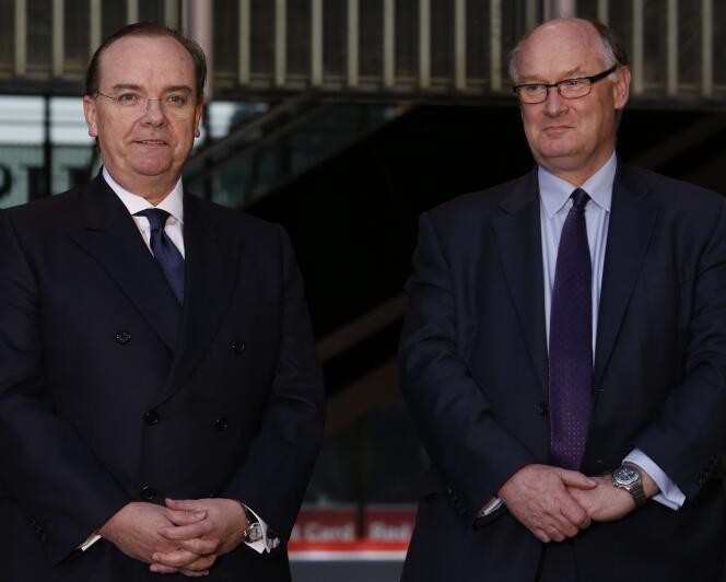 Stuart Gulliver, le directeur général de HSBC (à gauche) et Douglas Flint le président de la banque britannique.