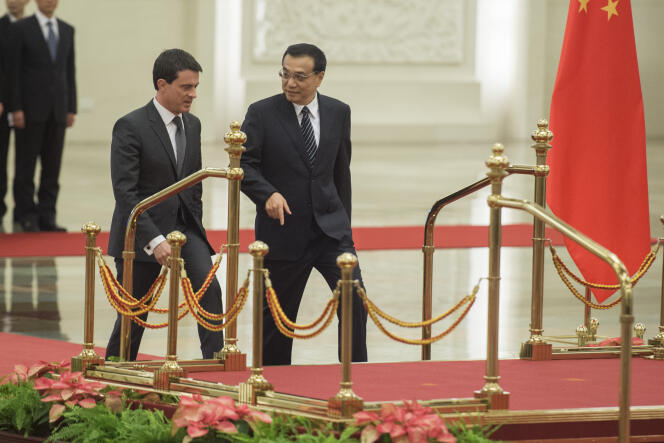 Le premier ministre Manuel Valls et son homologue chinois Li Keqiang à Pékin, le 29 janvier.