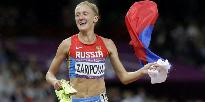 La championne olympique Yuliya Zaripova est suspendue pour d'importantes anomalies dans son profil sanguin.