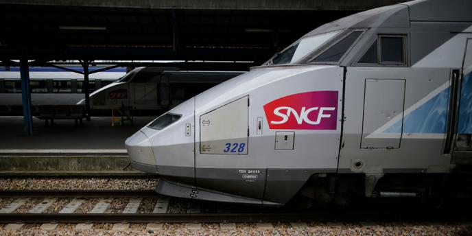 Un TGV en gare de Nantes, le 18 juin 2014.